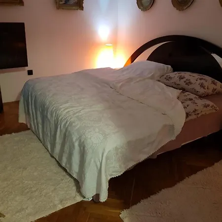 Balkan Apartment